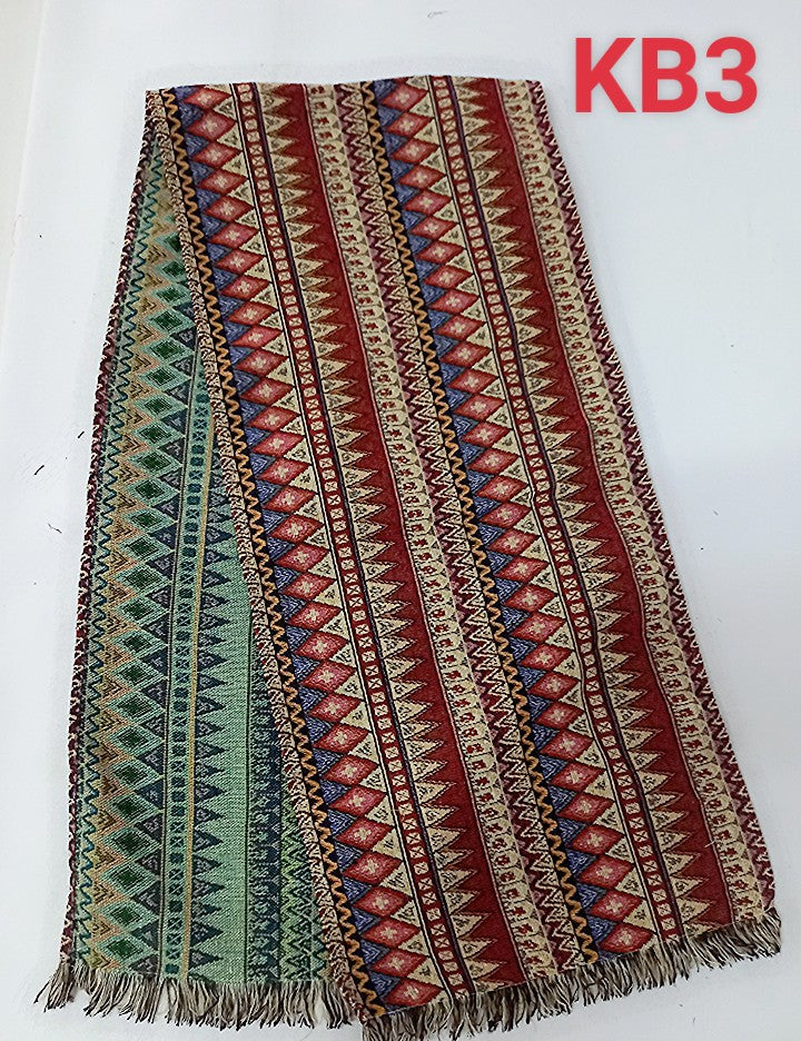 Brocade runner table