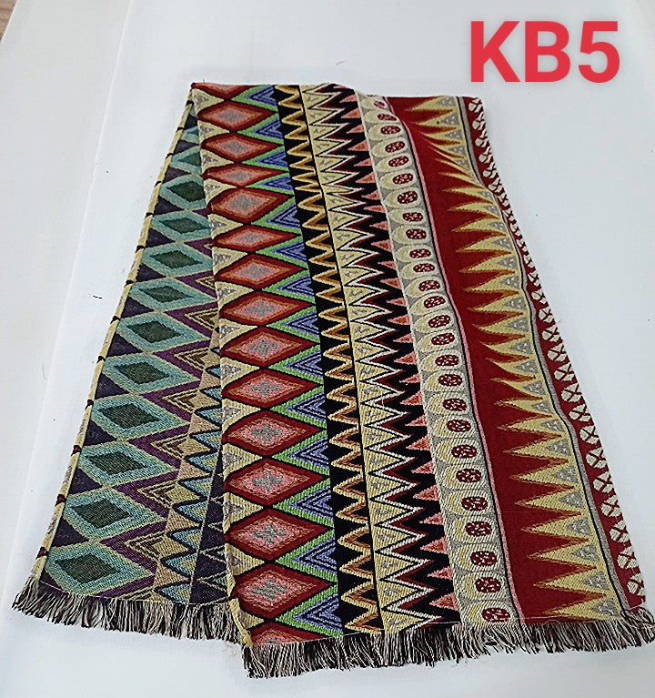 Brocade runner table