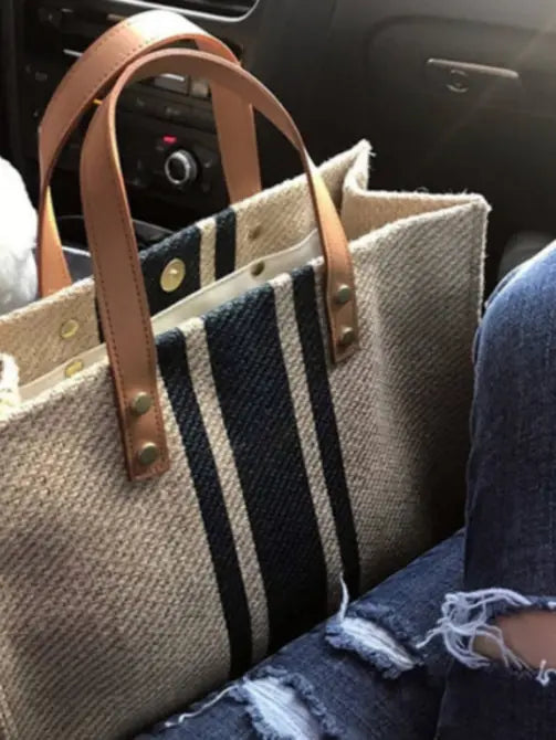 The canvas tote Bag ; lady Bag ; fashion Bag