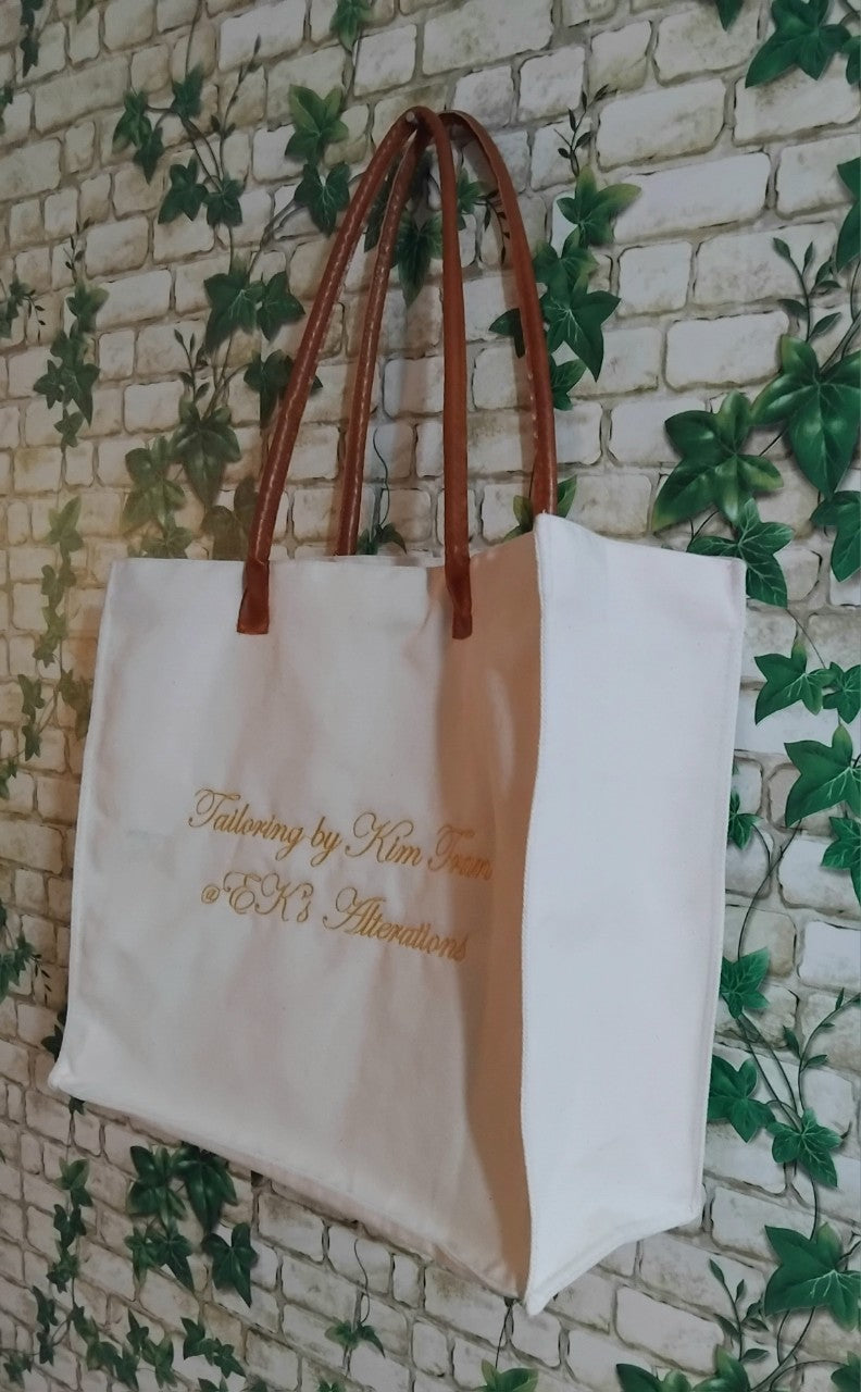 Canvas tote bag; luxury bag; Embroidery bag.