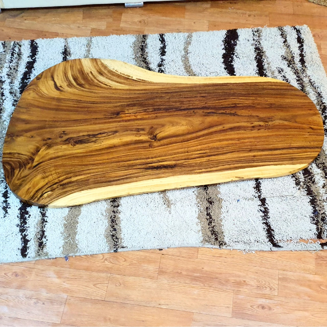 BG06; The Wooden Table ; Rustic Table ; Coffee Table; Saman wood Table